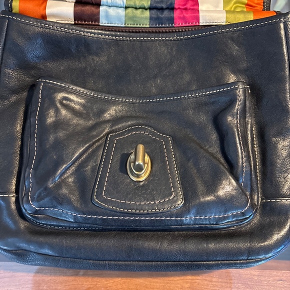 Vintage Coach Legacy Hippie Shoulder Bag Style 10325 – Black Leather with Brass - Picture 16 of 17